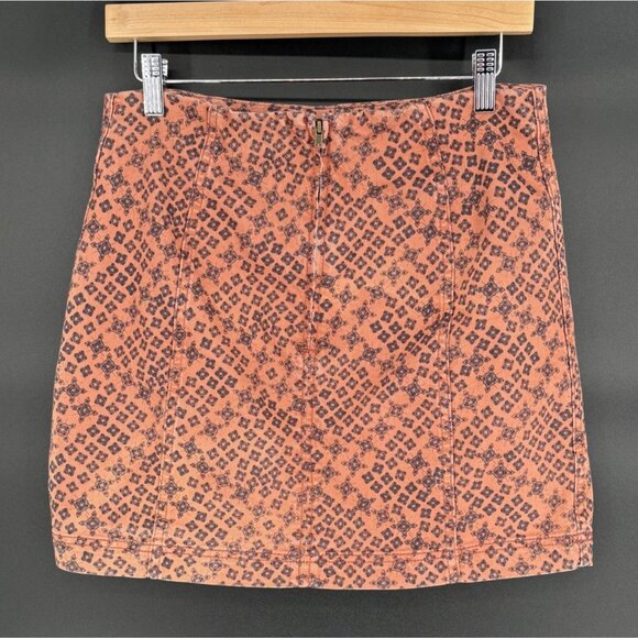 Free People Women's Boho Floral  Mini Skirt 12 Orange Black Bohemian Going Out - Picture 2 of 8